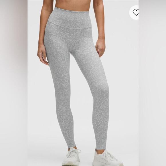 Lululemon NWT wonder train HR 25 inch size 10 leopard daisy starlight multi - Picture 1 of 4